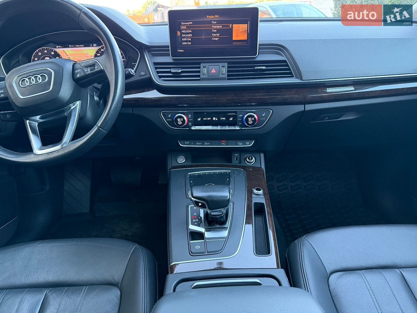Audi Q5 2018 VIN WA1BNAFY0J2236614 фото оголошення 106 з 114