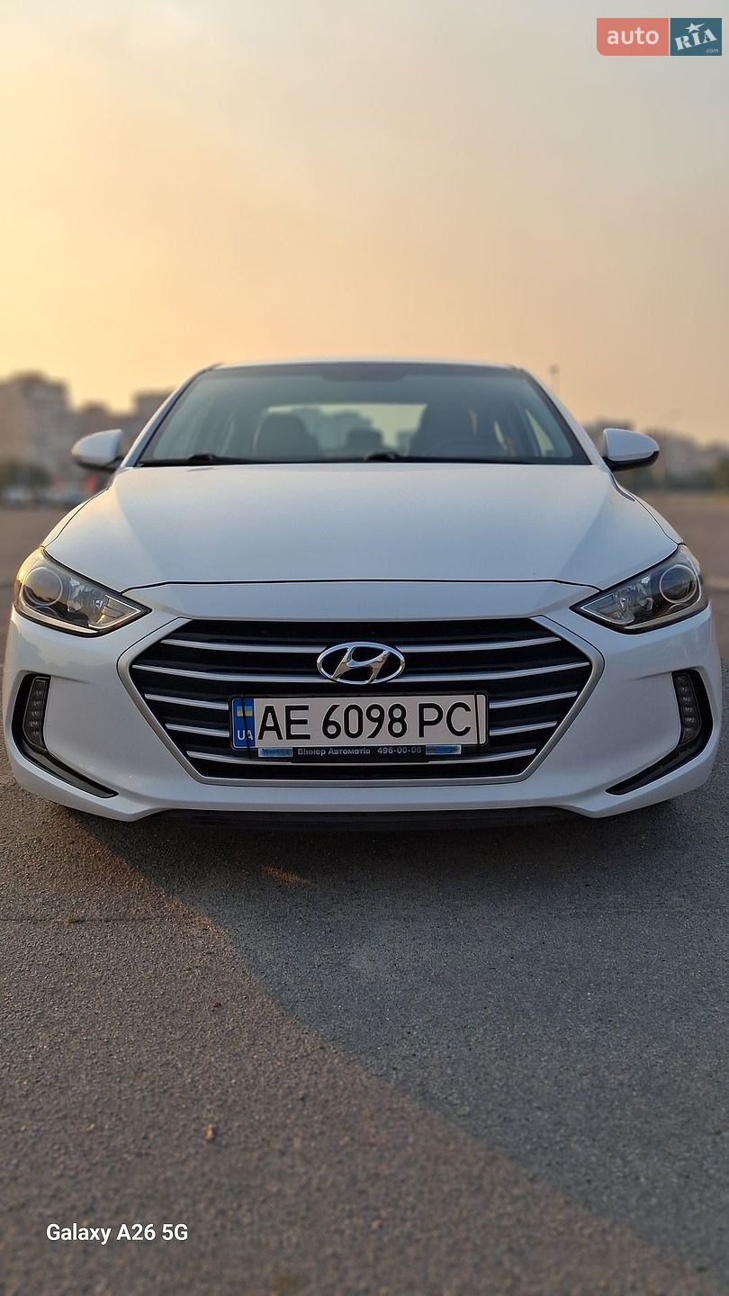 Hyundai Elantra 2016 VIN 5NPD84LF9HH076719 фото оголошення 5 з 13