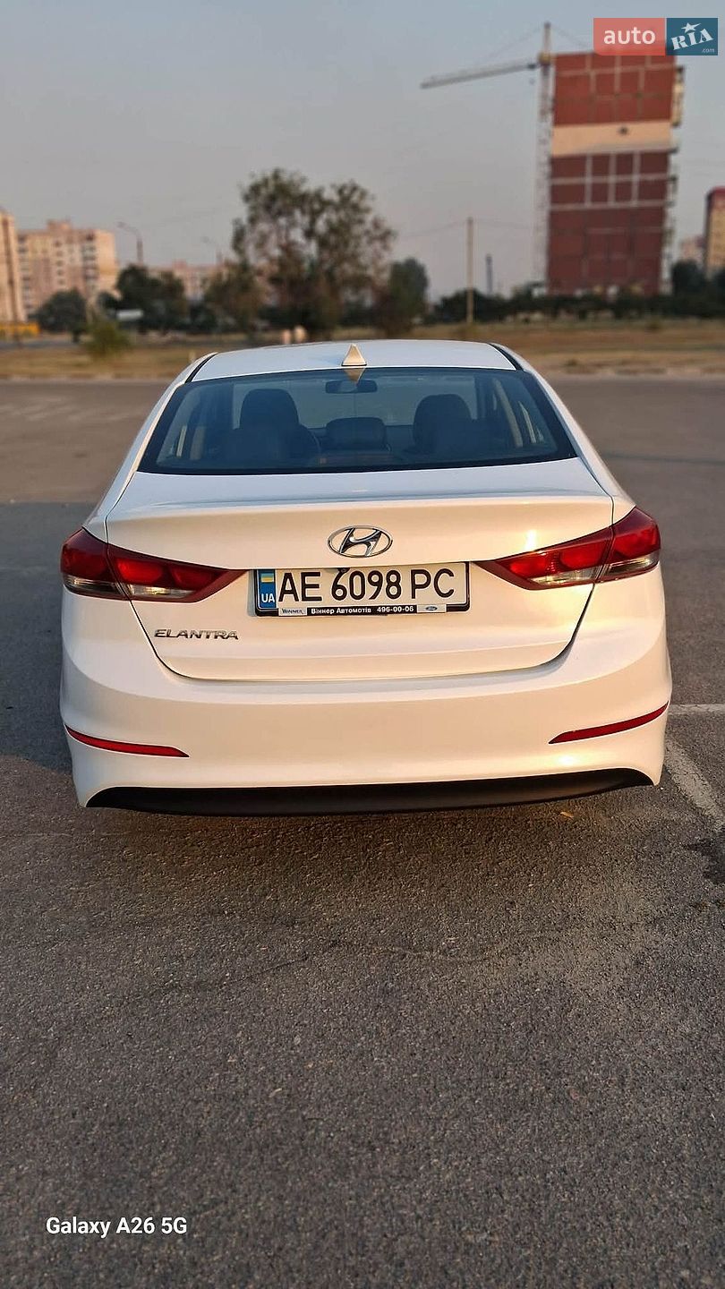 Hyundai Elantra 2016 VIN 5NPD84LF9HH076719 фото оголошення 3 з 13