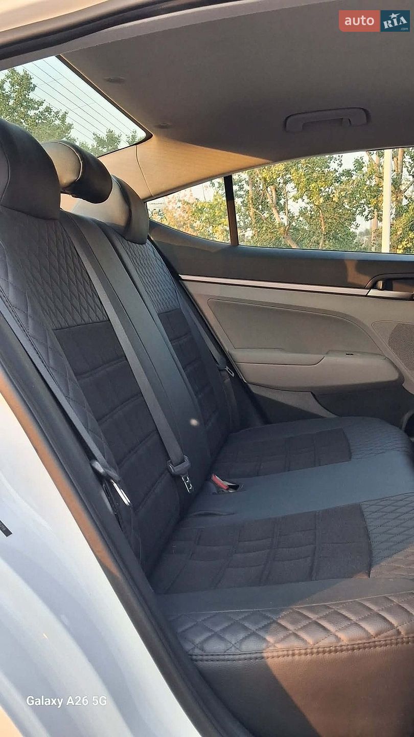 Hyundai Elantra 2016 VIN 5NPD84LF9HH076719 фото оголошення 12 з 13