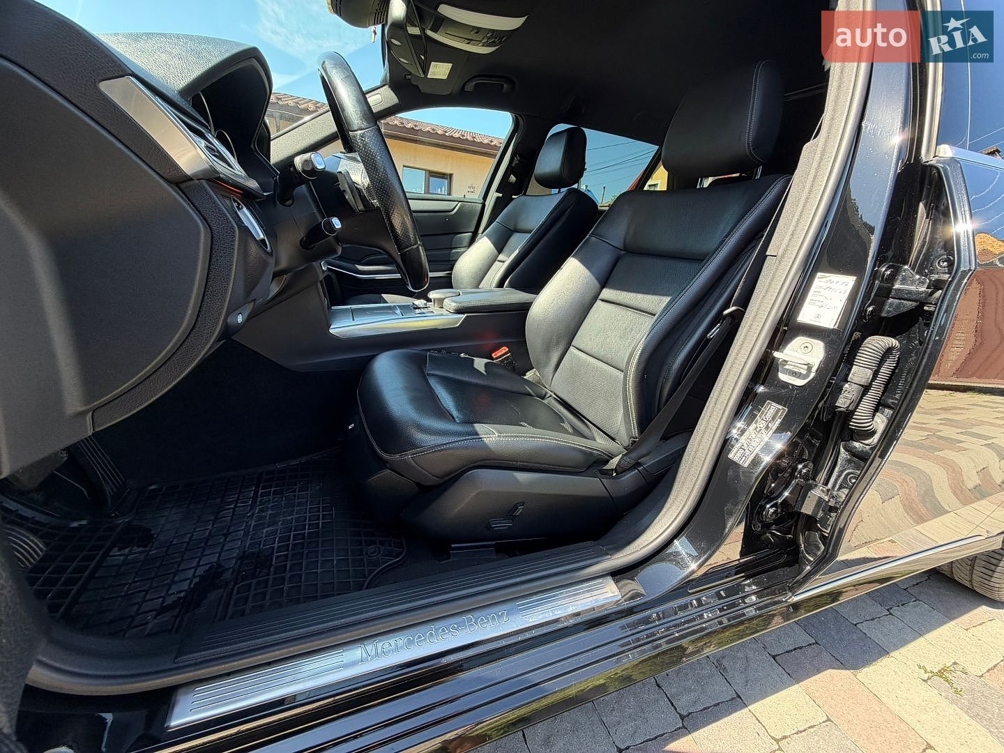 Mercedes-Benz E-Class 2013 VIN WDD2122021A827292 фото оголошення 26 з 62