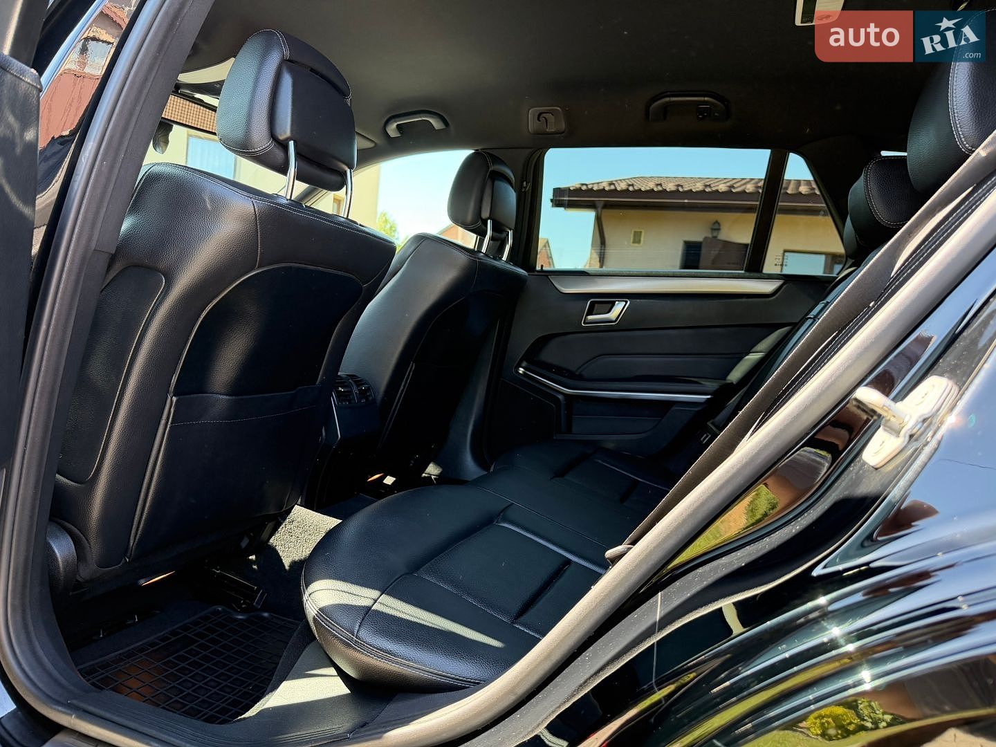 Mercedes-Benz E-Class 2013 VIN WDD2122021A827292 фото оголошення 33 з 62