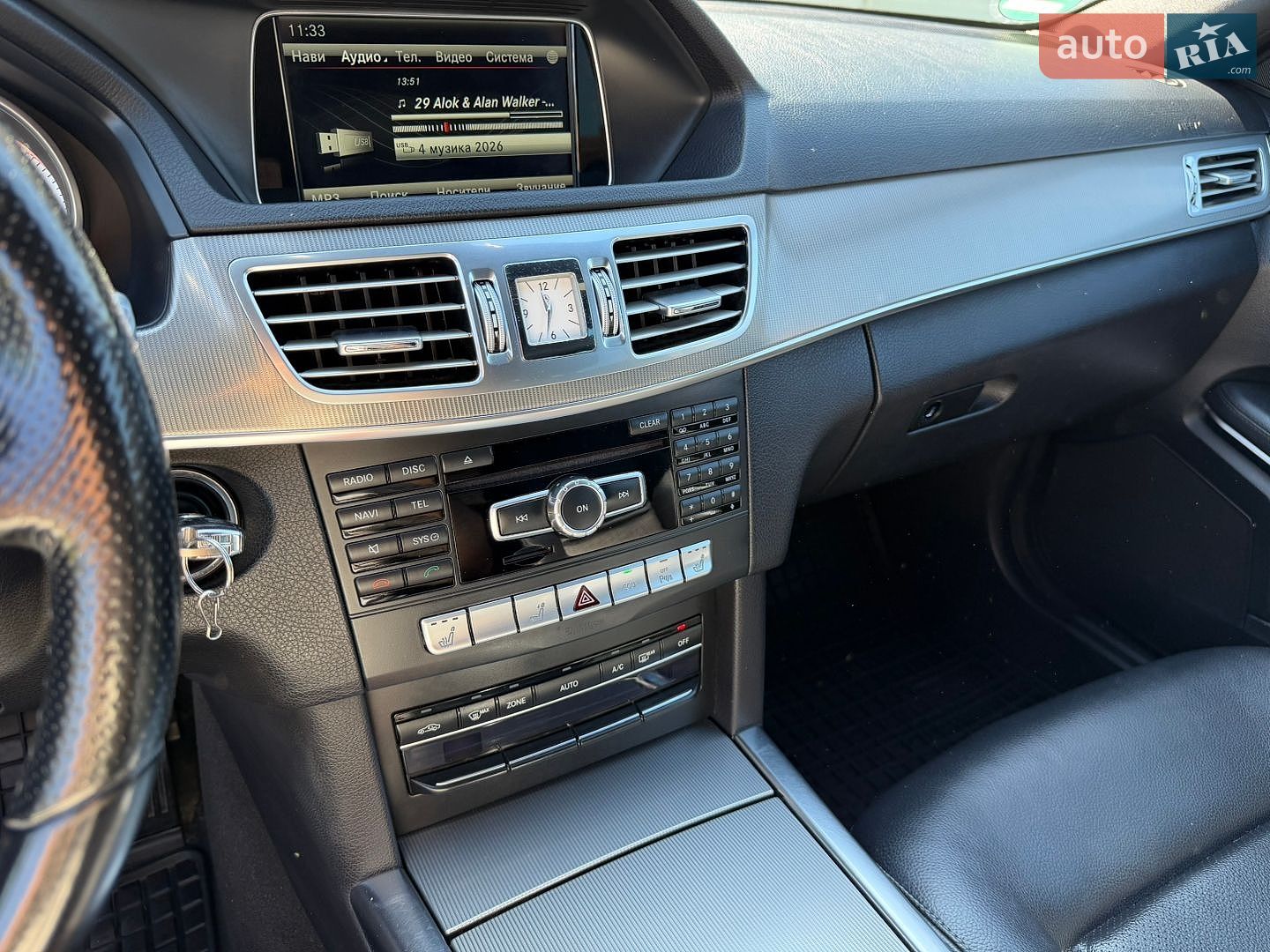 Mercedes-Benz E-Class 2013 VIN WDD2122021A827292 фото оголошення 31 з 62