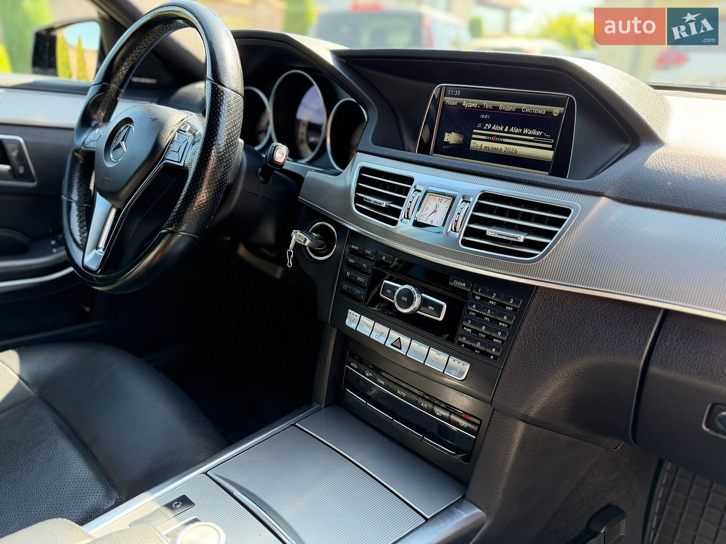 Mercedes-Benz E-Class 2013 VIN WDD2122021A827292 фото оголошення 39 з 62