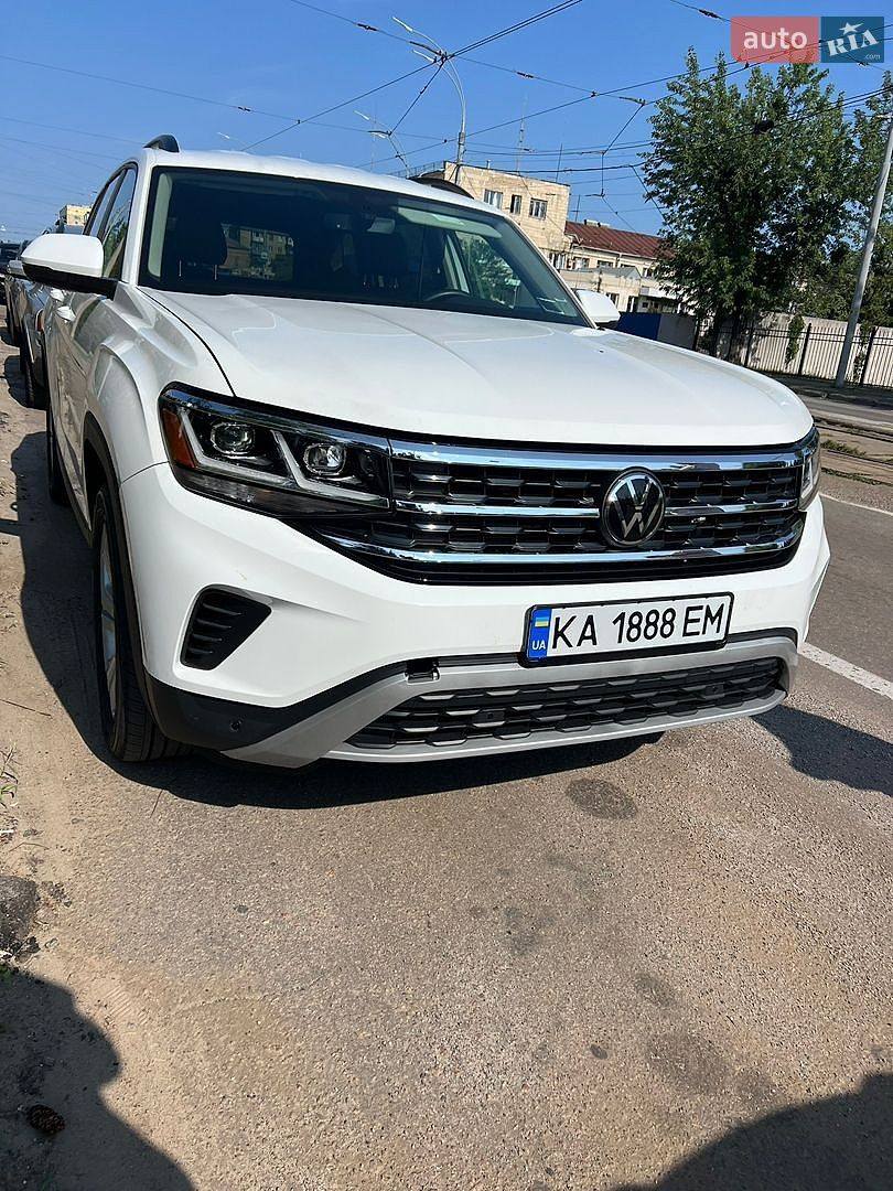 Volkswagen Atlas 2023 VIN 1V2HR2CA9PC558249 фото оголошення 2 з 6