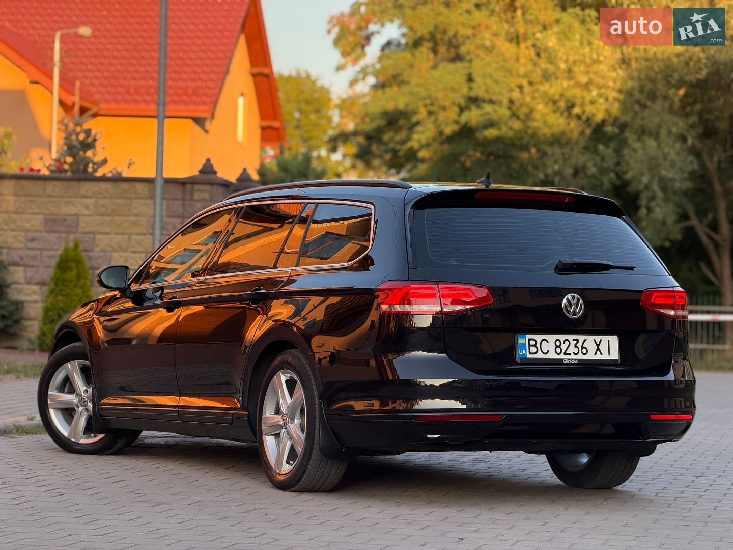 Volkswagen Passat 2016 VIN WVWZZZ3CZGE168513 фото оголошення 4 з 109