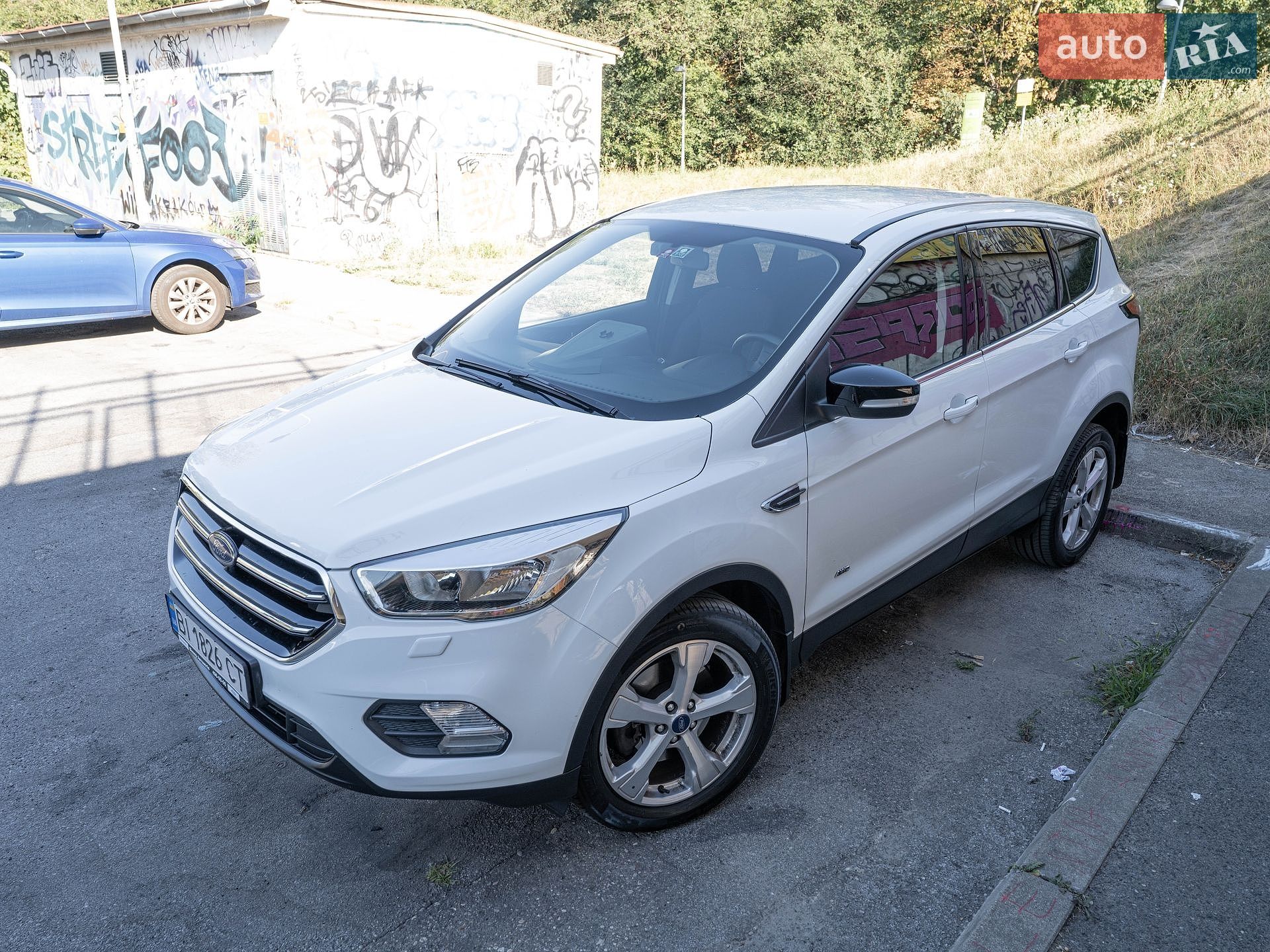 Ford Kuga 2017 VIN WF0AXXWPMAHE28756 фото оголошення 4 з 21