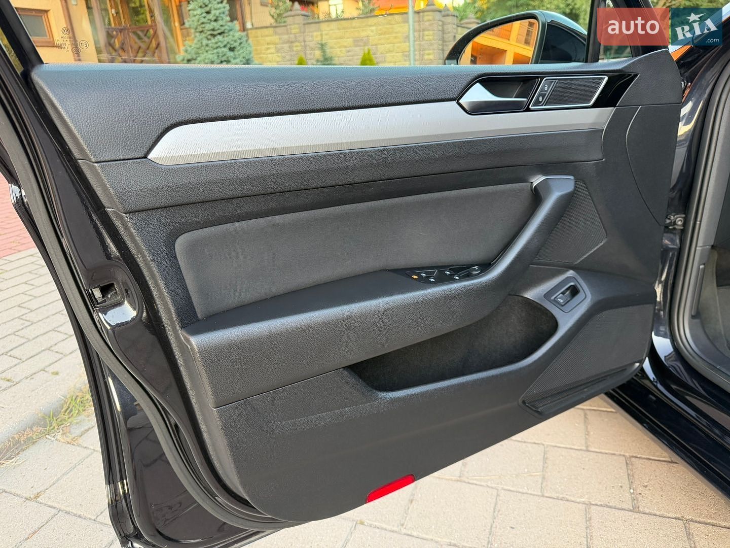 Volkswagen Passat 2016 VIN WVWZZZ3CZGE168513 фото оголошення 15 з 109
