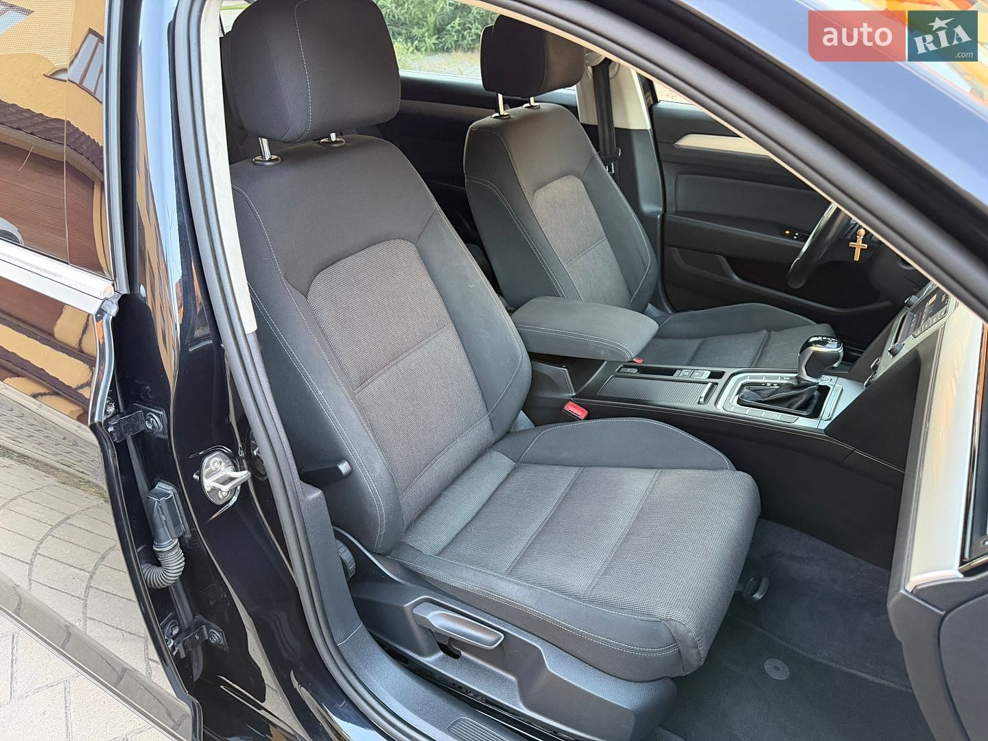 Volkswagen Passat 2016 VIN WVWZZZ3CZGE168513 фото оголошення 32 з 109