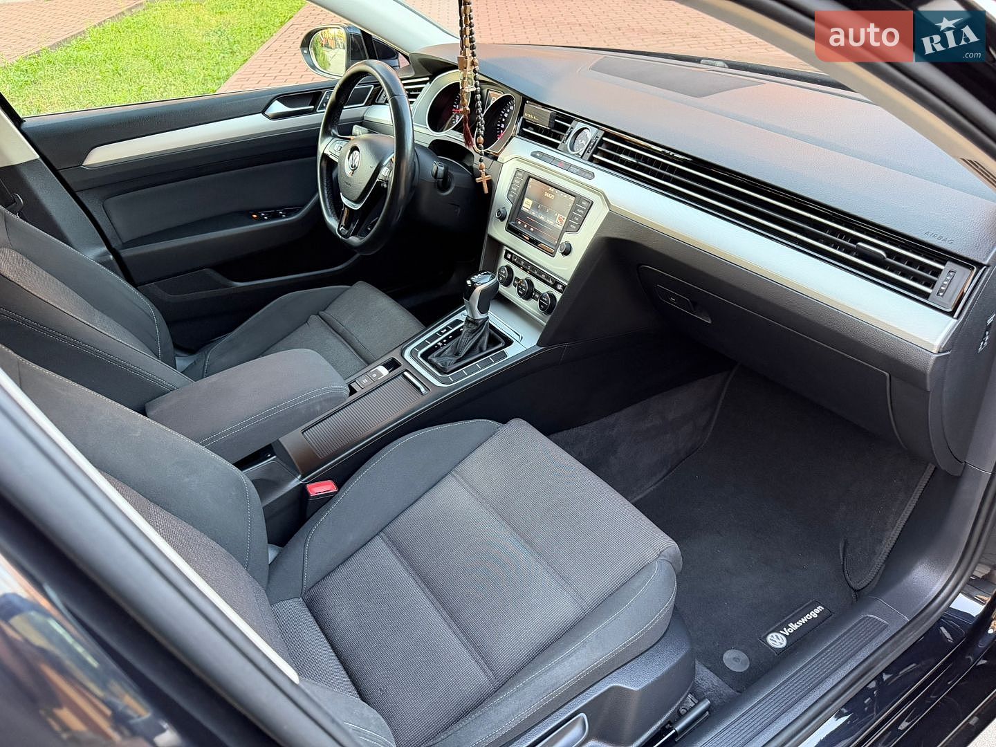 Volkswagen Passat 2016 VIN WVWZZZ3CZGE168513 фото оголошення 31 з 109