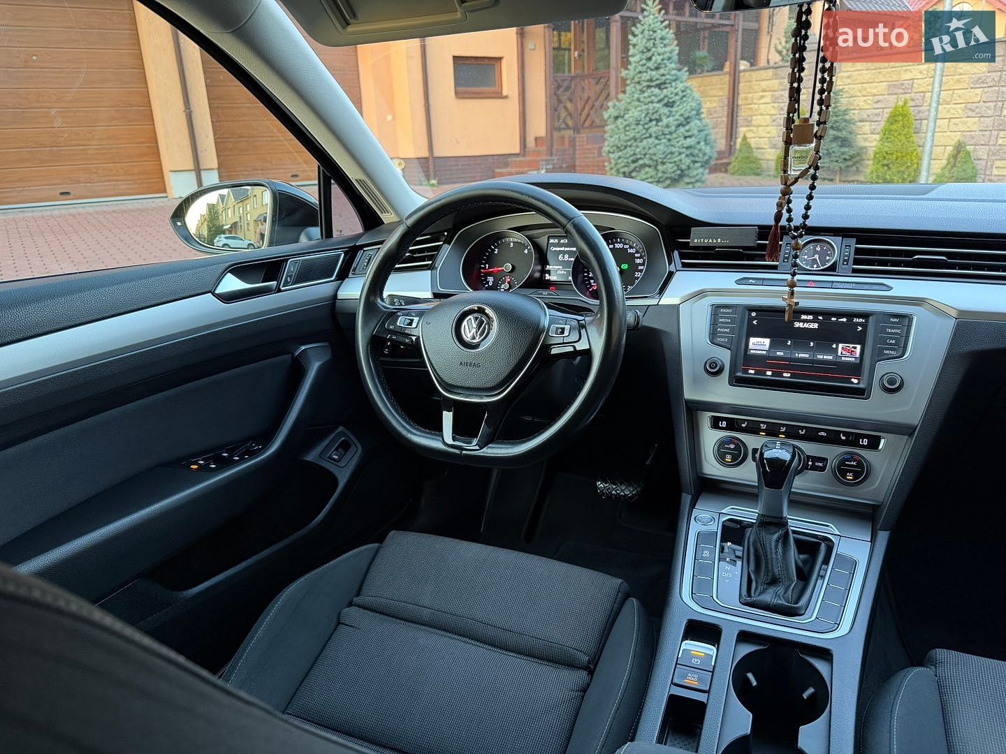 Volkswagen Passat 2016 VIN WVWZZZ3CZGE168513 фото оголошення 49 з 109