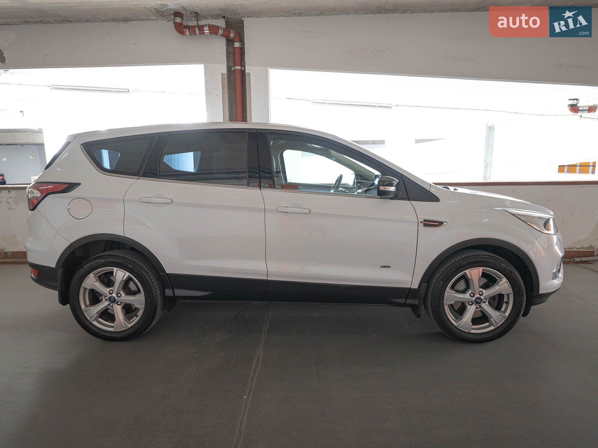 Ford Kuga 2017 VIN WF0AXXWPMAHE28756 фото оголошення 8 з 21