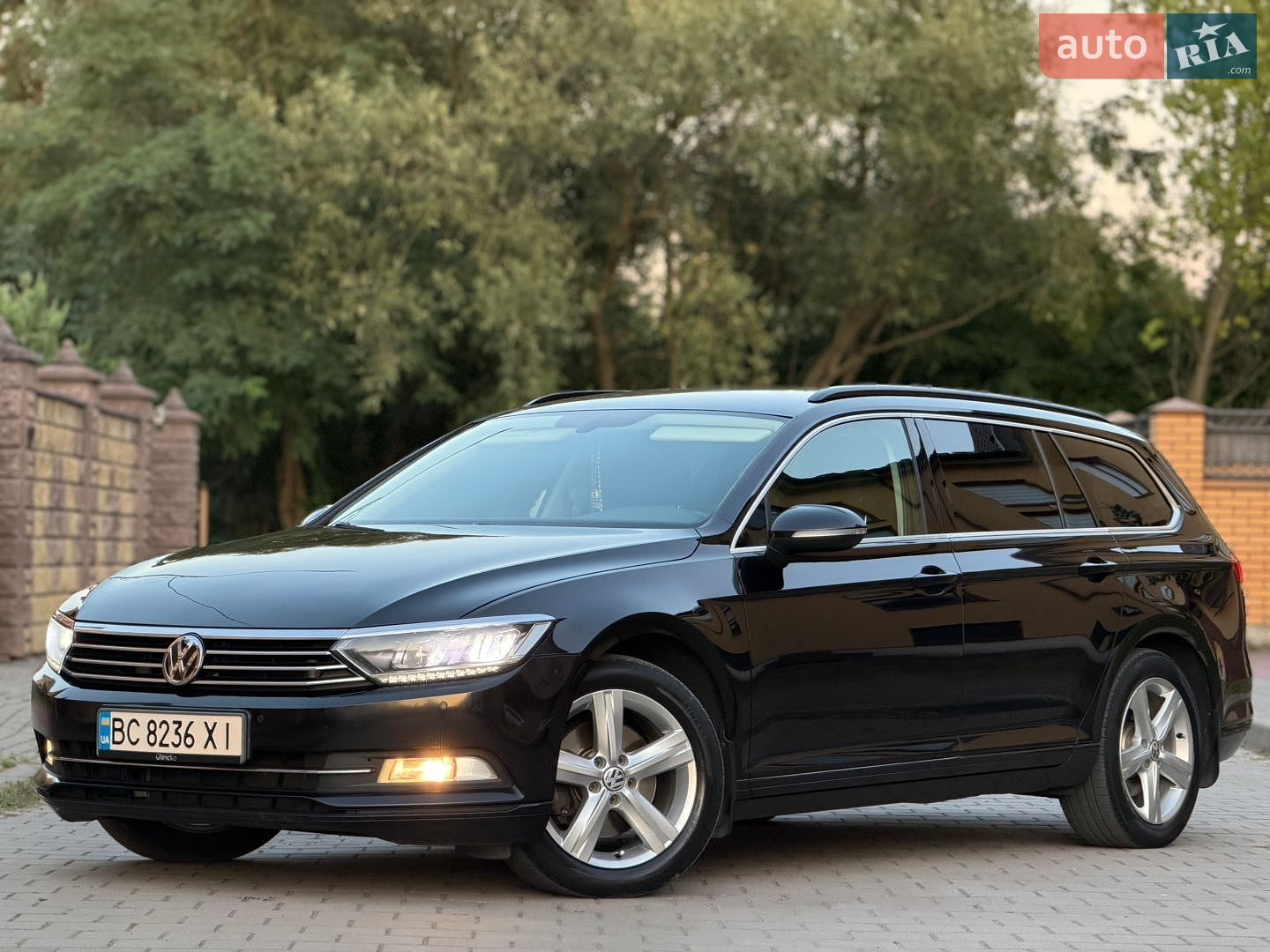Volkswagen Passat 2016 VIN WVWZZZ3CZGE168513 фото оголошення 103 з 109
