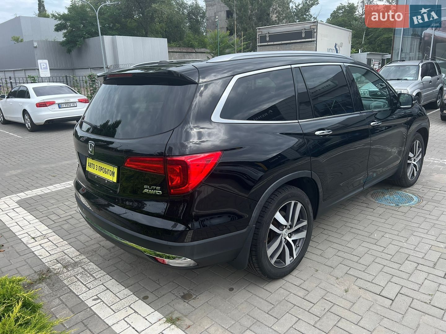 Honda Pilot 2017 VIN 5FNYF6H02HB055250 фото оголошення 6 з 23