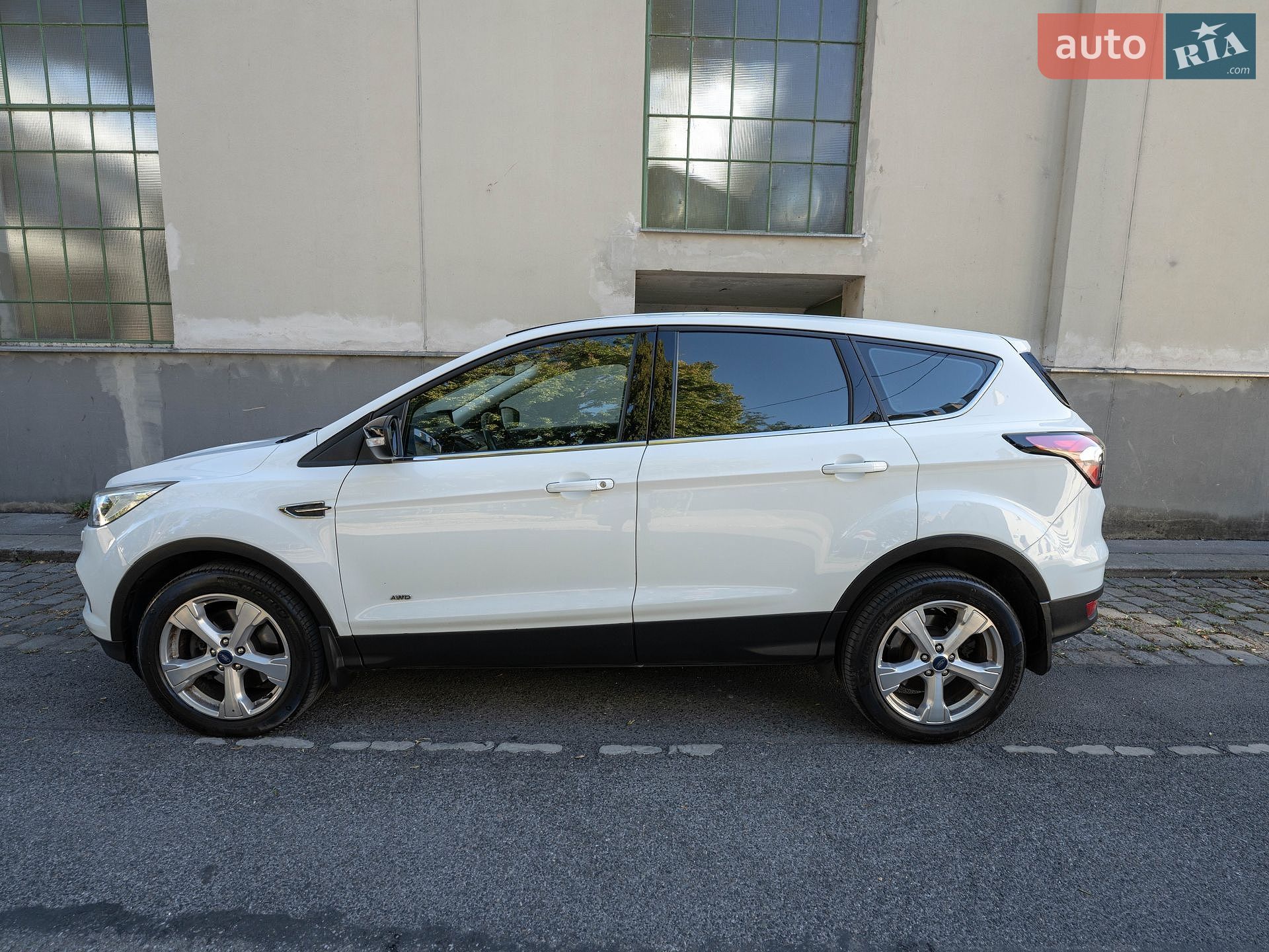 Ford Kuga 2017 VIN WF0AXXWPMAHE28756 фото оголошення 13 з 21