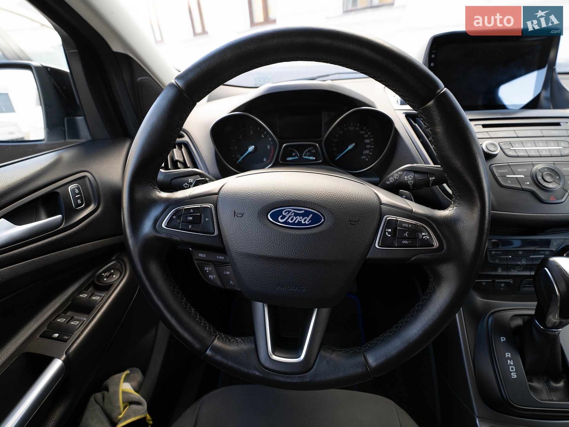 Ford Kuga 2017 VIN WF0AXXWPMAHE28756 фото оголошення 19 з 21