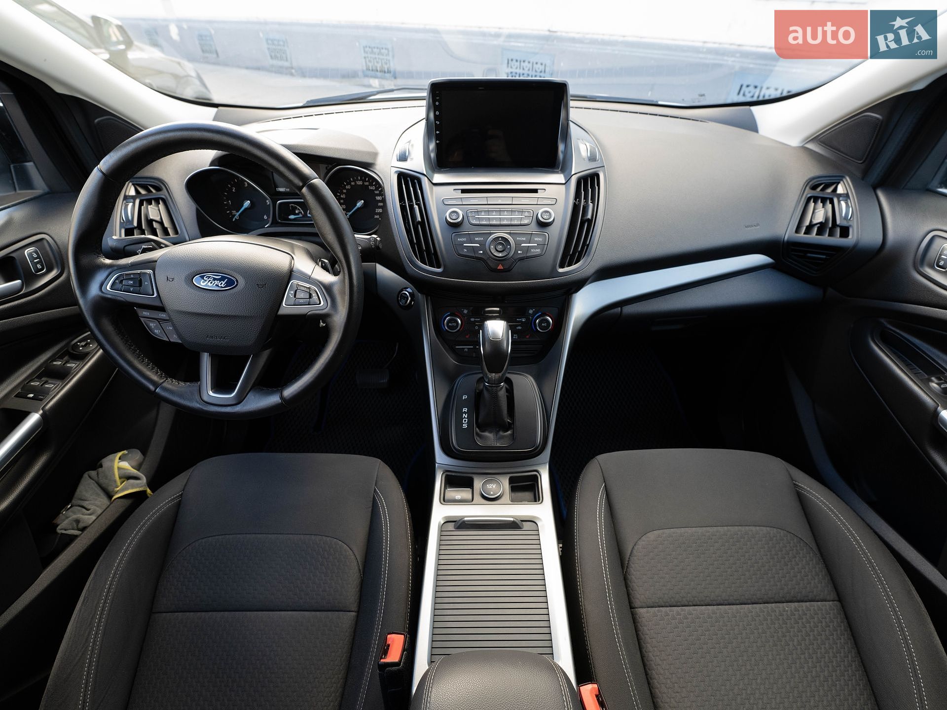 Ford Kuga 2017 VIN WF0AXXWPMAHE28756 фото оголошення 18 з 21