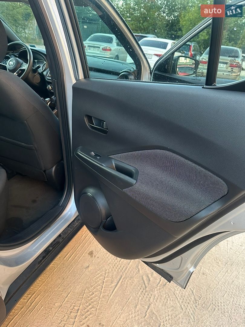 Nissan Kicks 2020 VIN 3N1CP5BV5LL561738 фото оголошення 11 з 22
