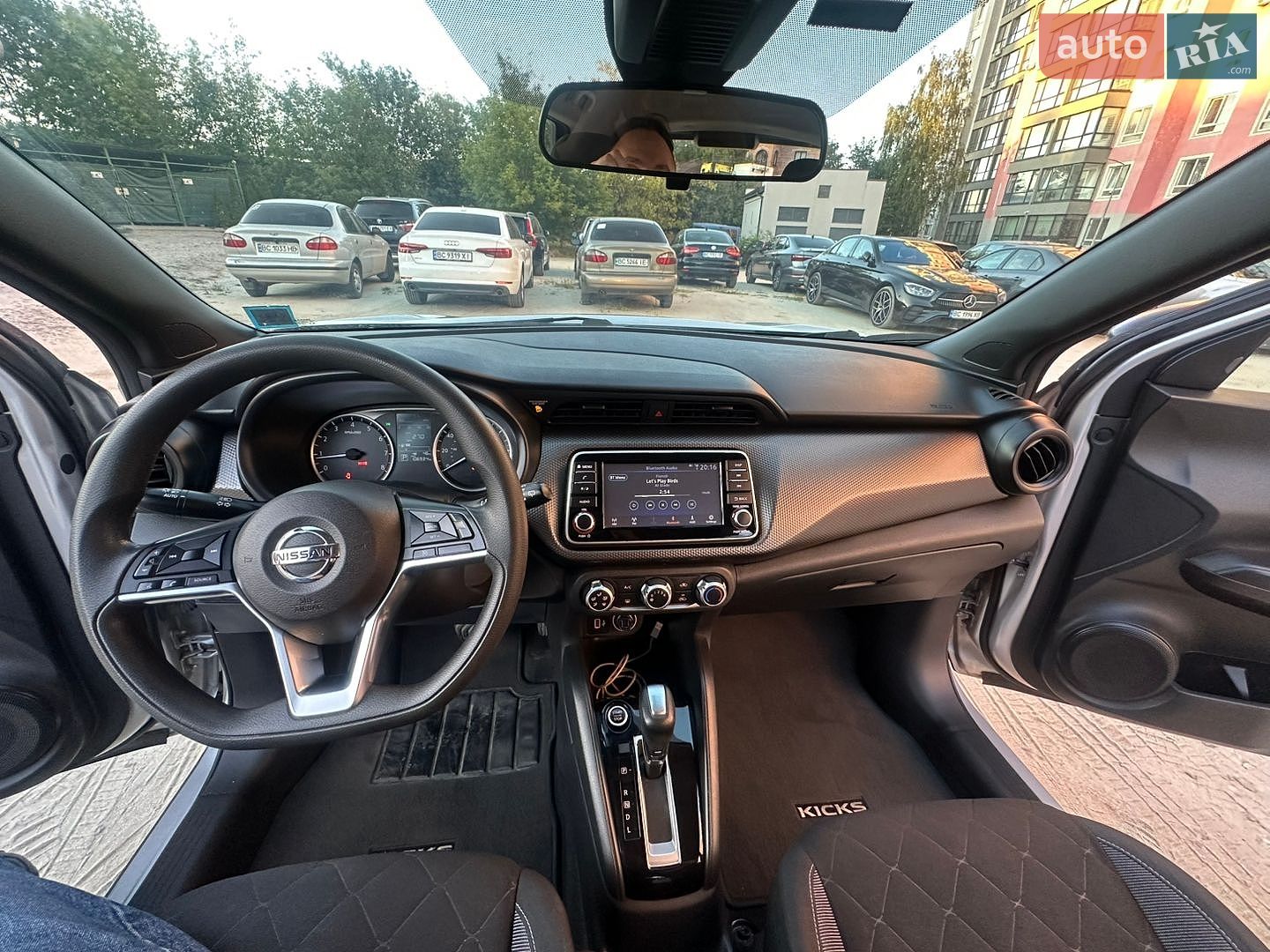Nissan Kicks 2020 VIN 3N1CP5BV5LL561738 фото оголошення 14 з 22