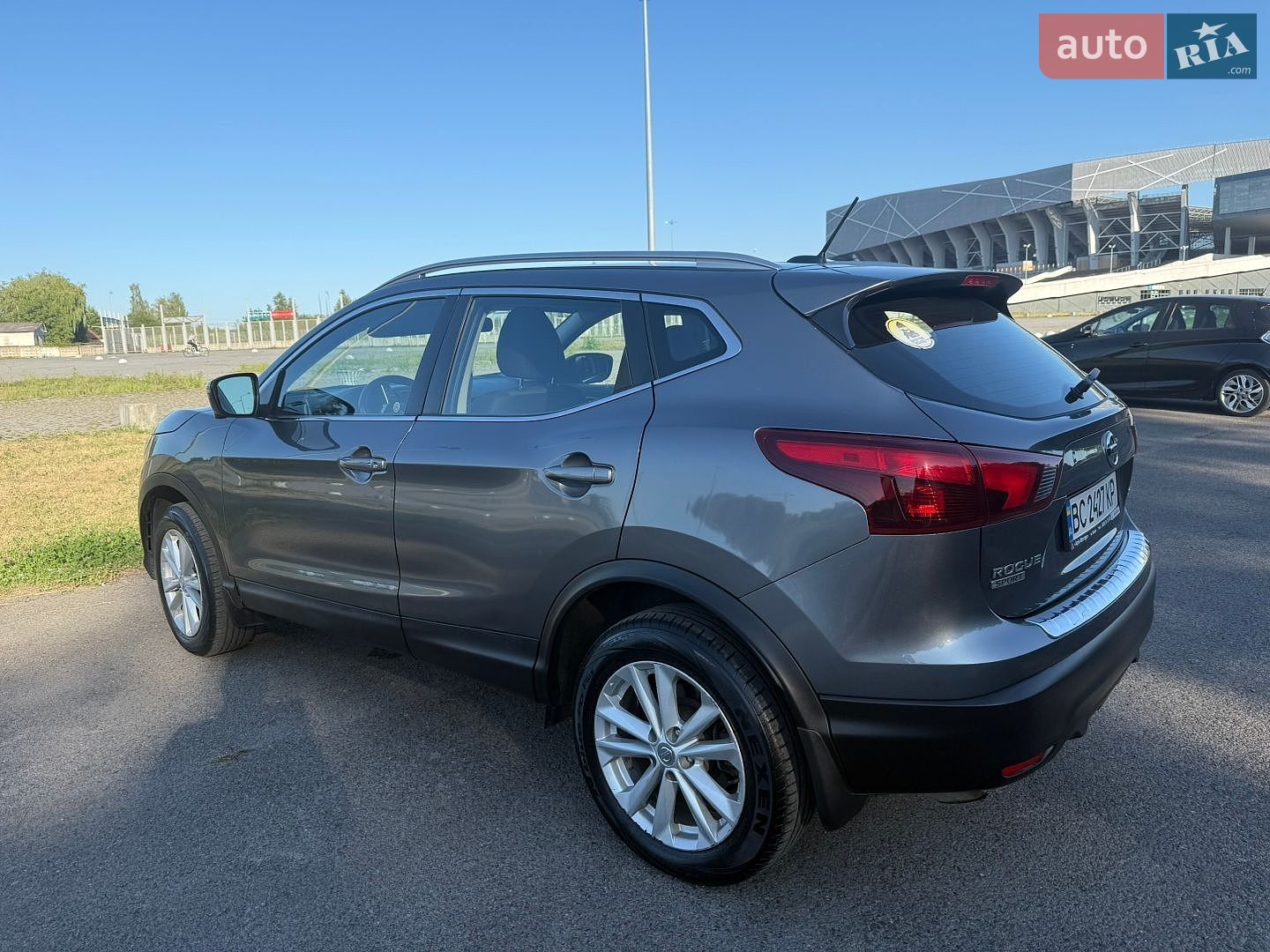 Nissan Rogue Sport 2017 VIN JN1BJ1CR3HW117217 фото оголошення 4 з 17