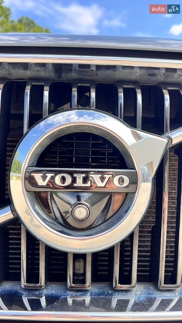 Volvo XC90 2017 VIN YV4102PK1J1343965 фото оголошення 10 з 36