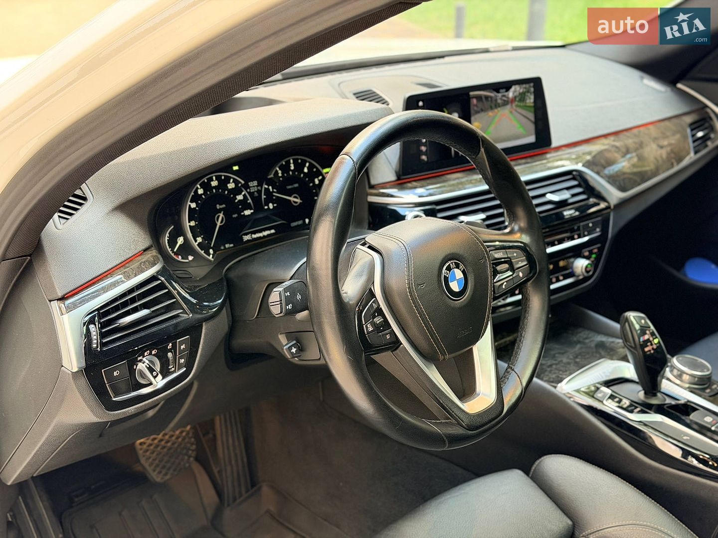 BMW 5 Series 2017 VIN WBAJE5C38HG914490 фото оголошення 20 з 27