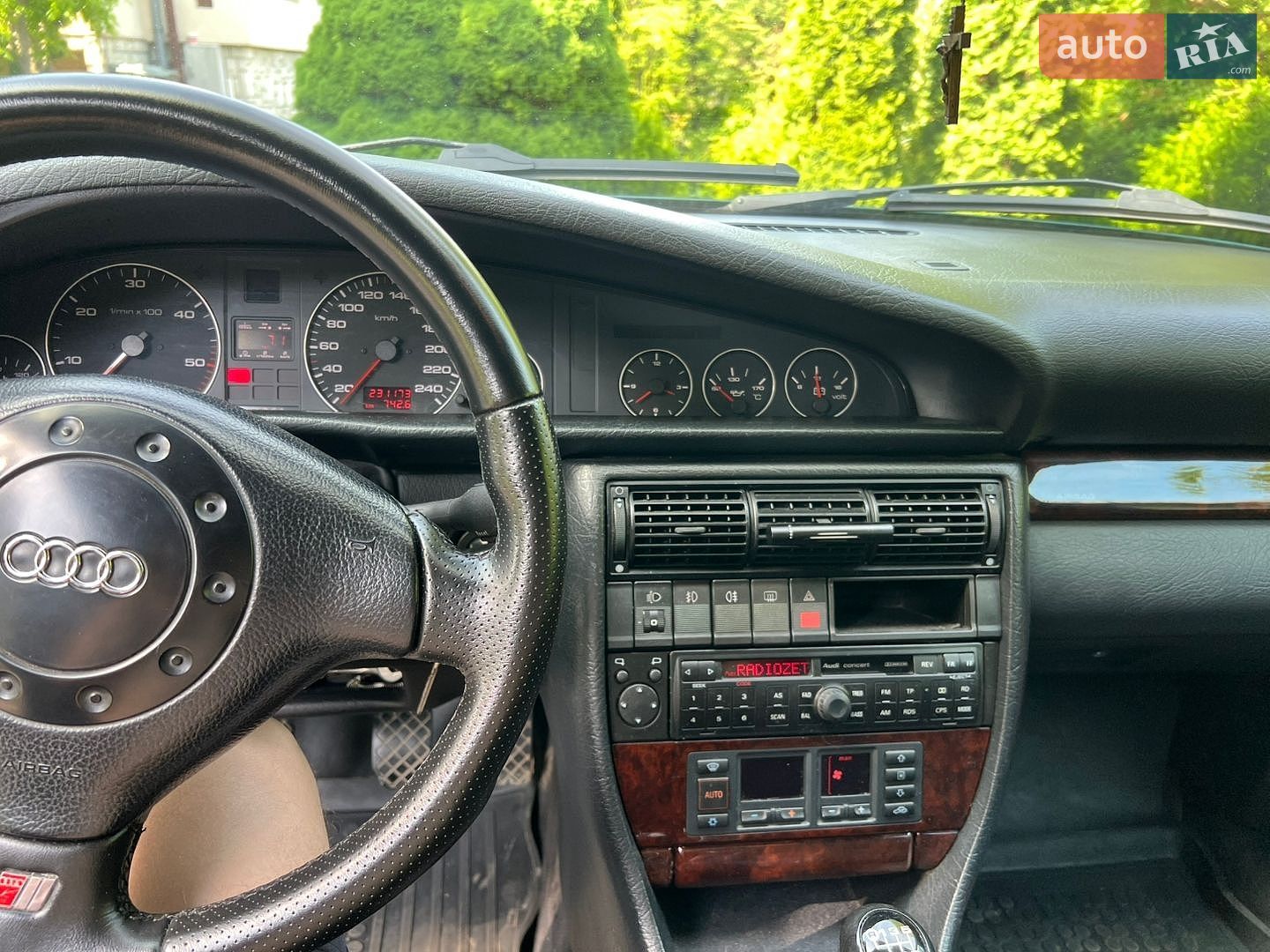 Audi A6 1996 VIN WAUZZZ4AZTN061300 фото оголошення 18 з 37