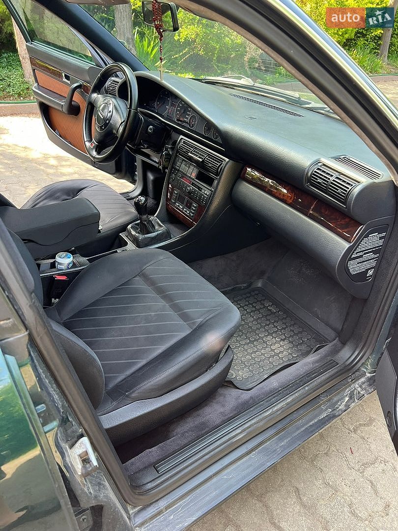Audi A6 1996 VIN WAUZZZ4AZTN061300 фото оголошення 29 з 37