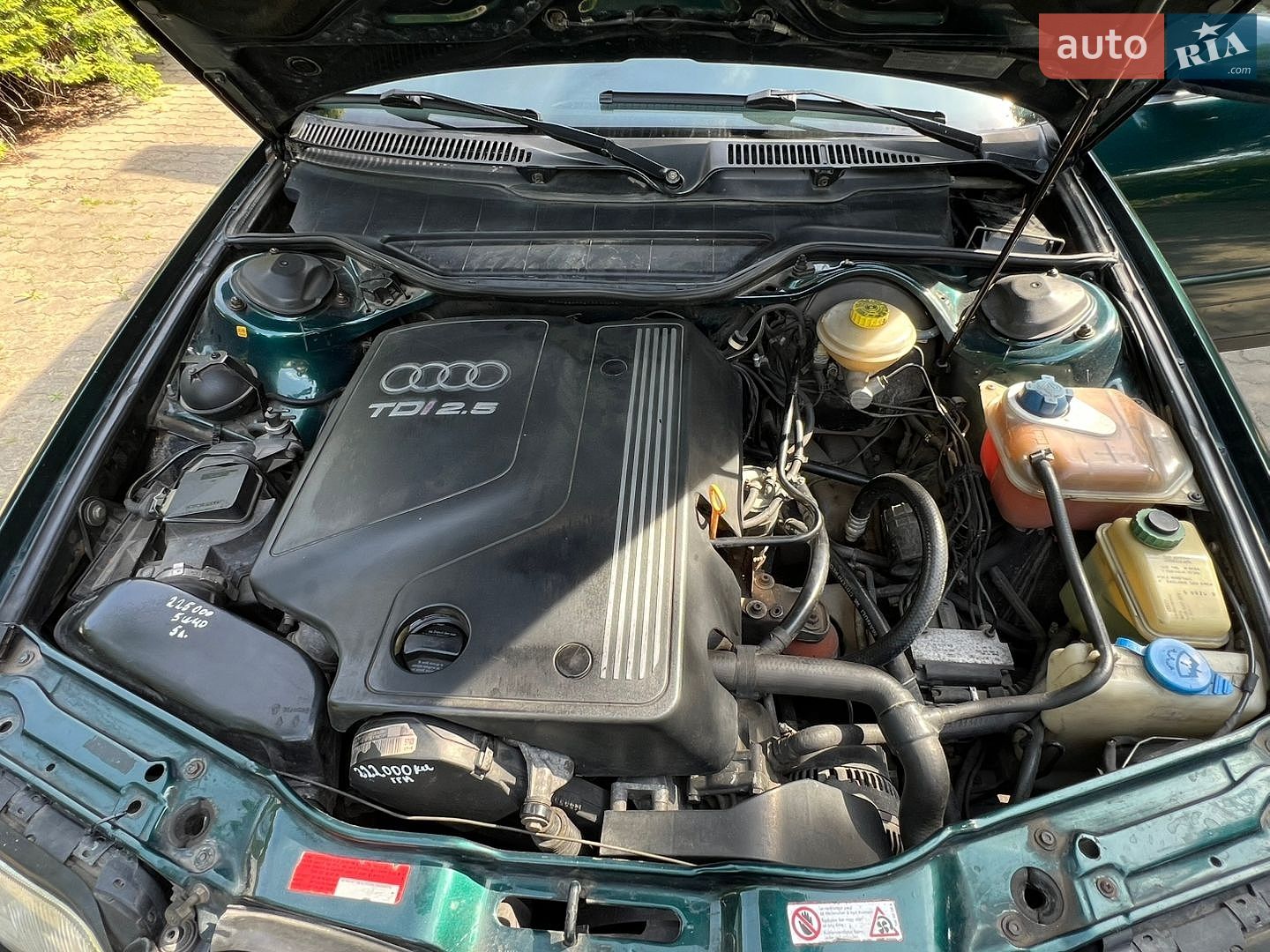 Audi A6 1996 VIN WAUZZZ4AZTN061300 фото оголошення 34 з 37