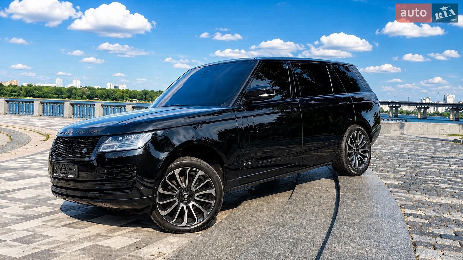 Land Rover Range Rover 2017 VIN SALGS5FE9HA333238 фото оголошення 2 з 21