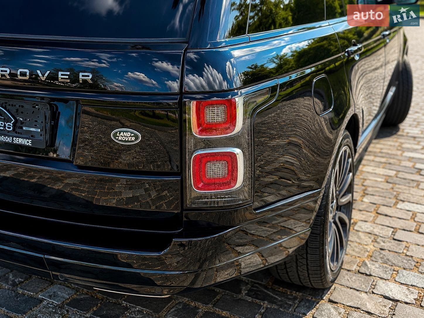 Land Rover Range Rover 2017 VIN SALGS5FE9HA333238 фото оголошення 10 з 21