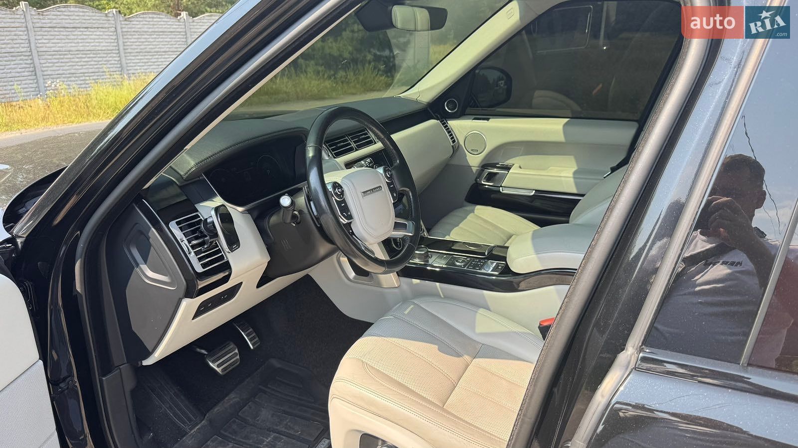Land Rover Range Rover 2017 VIN SALGS5FE9HA333238 фото оголошення 18 з 21