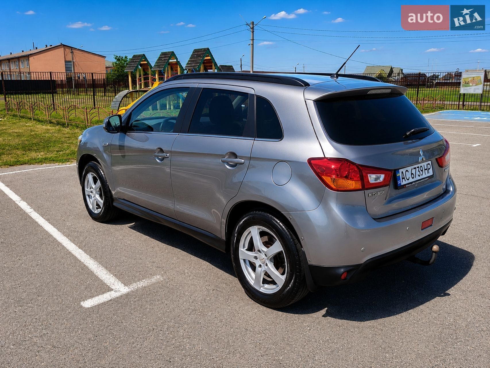 Mitsubishi ASX 2013 VIN JMBXLGA8WEZ400582 фото оголошення 4 з 19