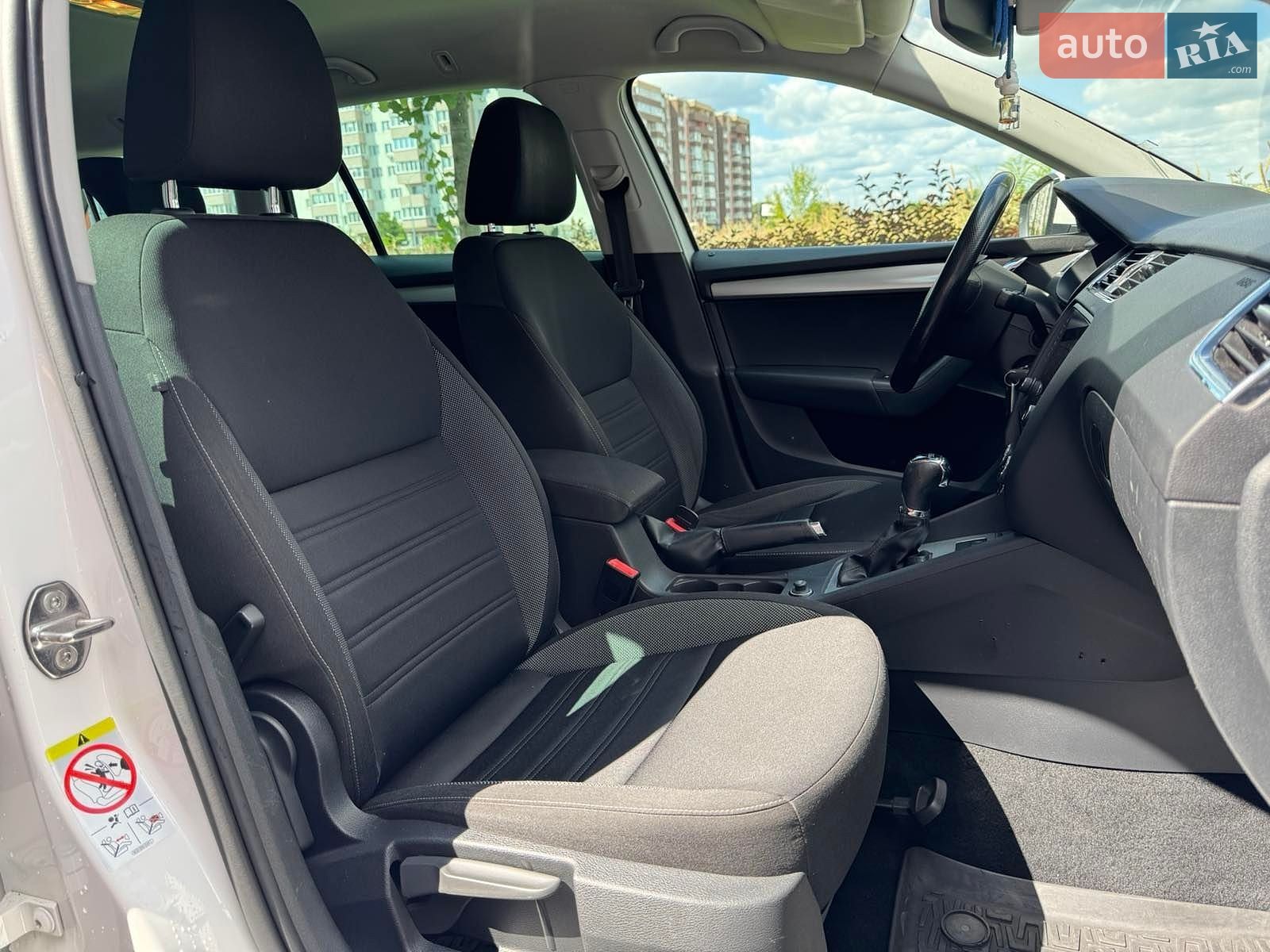 Skoda Octavia 2018 VIN TMBLJ9NE5J0257529 фото оголошення 17 з 20