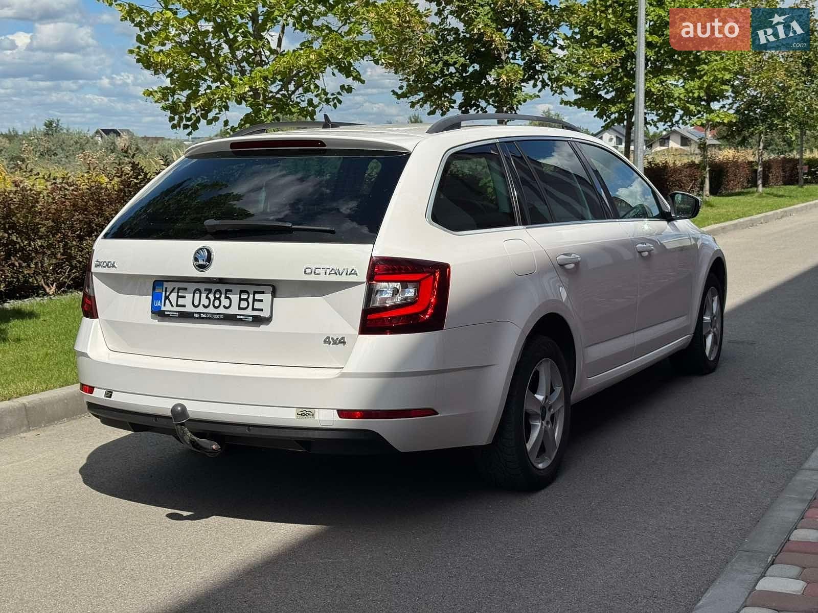 Skoda Octavia 2018 VIN TMBLJ9NE5J0257529 фото оголошення 9 з 20