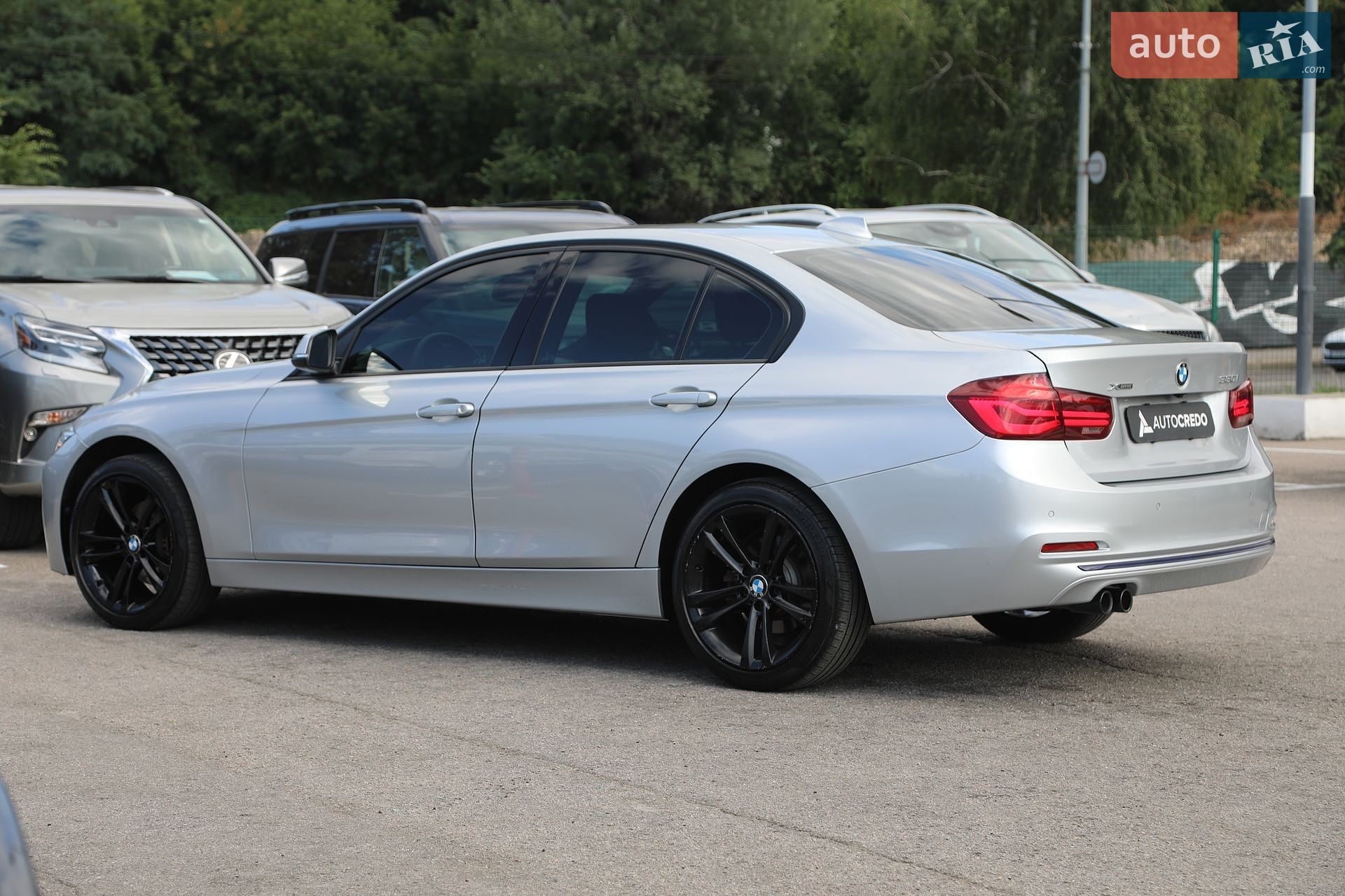 BMW 3 Series 2017 VIN WBA8D9G57JNU68760 фото оголошення 5 з 22