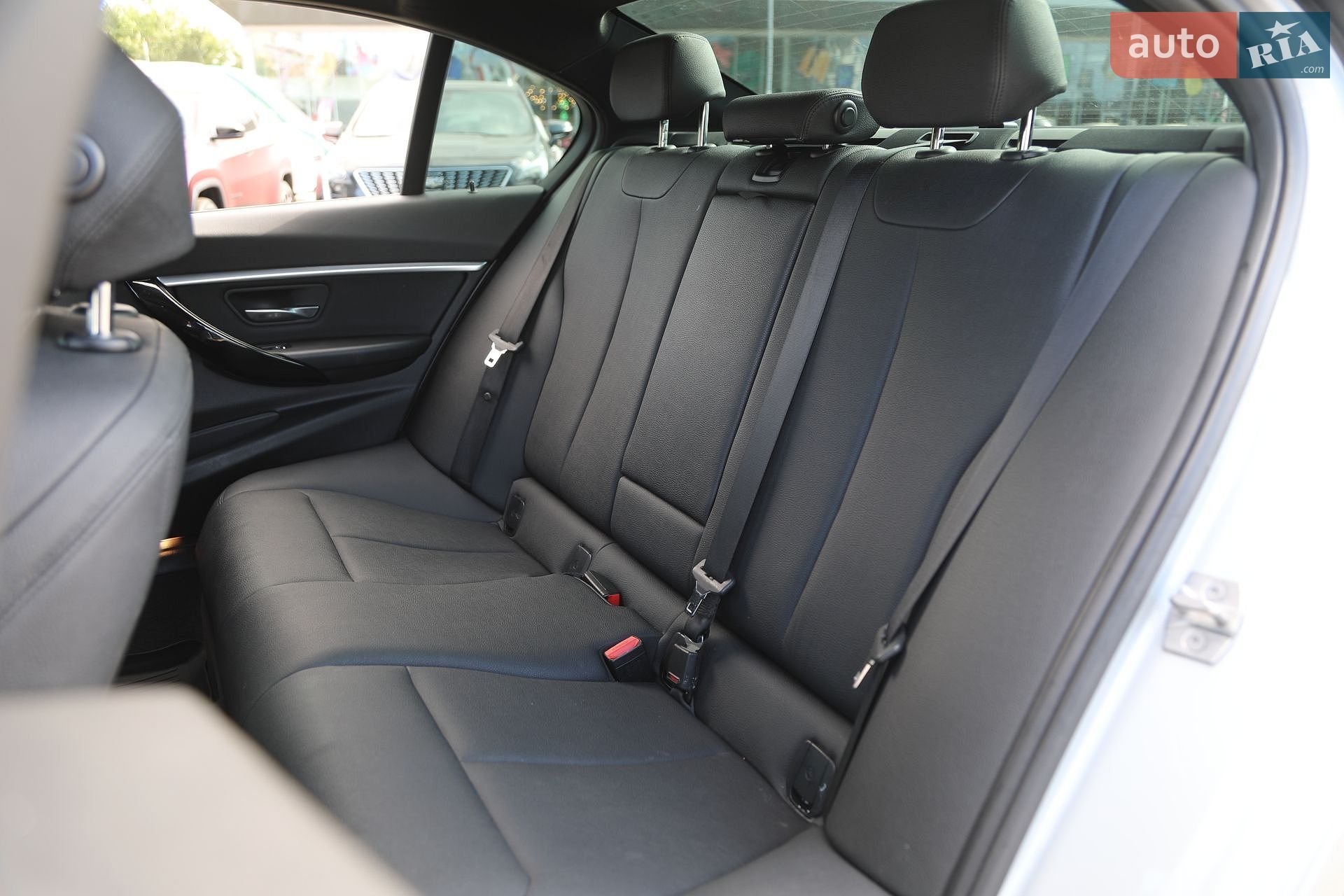 BMW 3 Series 2017 VIN WBA8D9G57JNU68760 фото оголошення 11 з 22