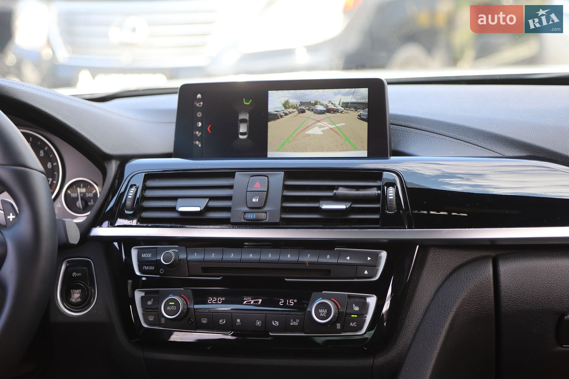 BMW 3 Series 2017 VIN WBA8D9G57JNU68760 фото оголошення 16 з 22