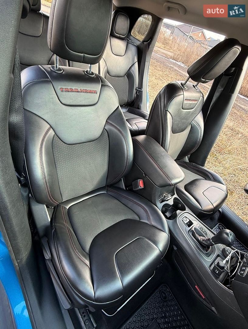 Jeep Cherokee 2018 VIN 1C4PJMBX2KD362565 фото оголошення 20 з 25