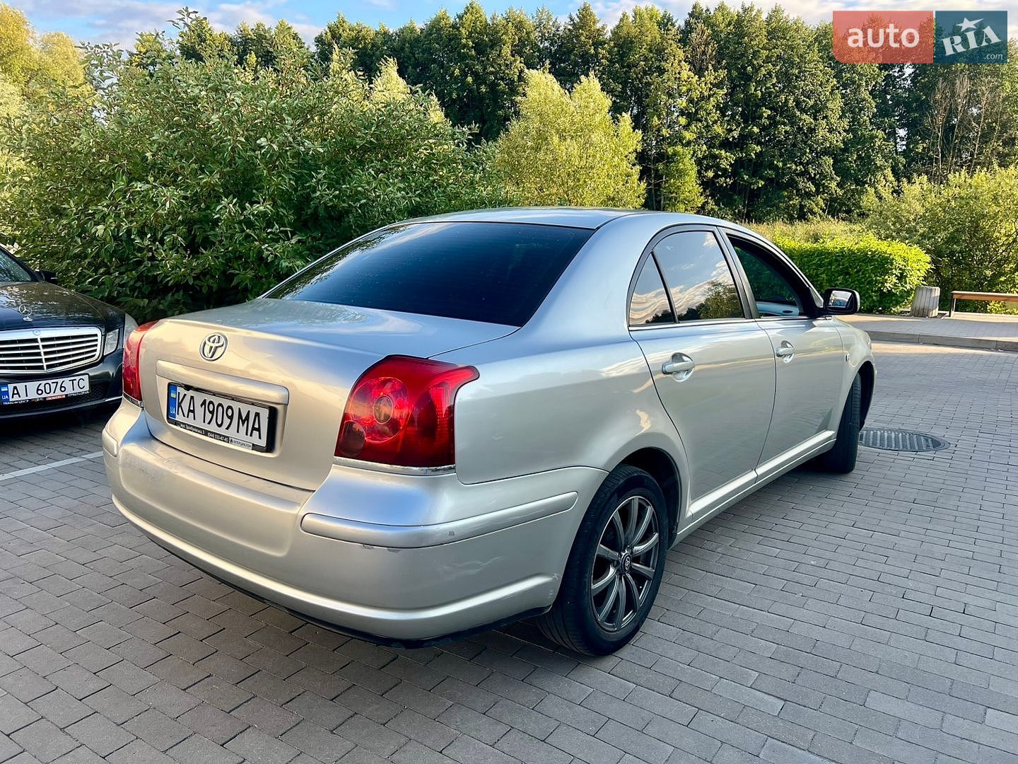 Toyota Avensis 2005 VIN SB1BR56L50E134202 фото оголошення 3 з 26