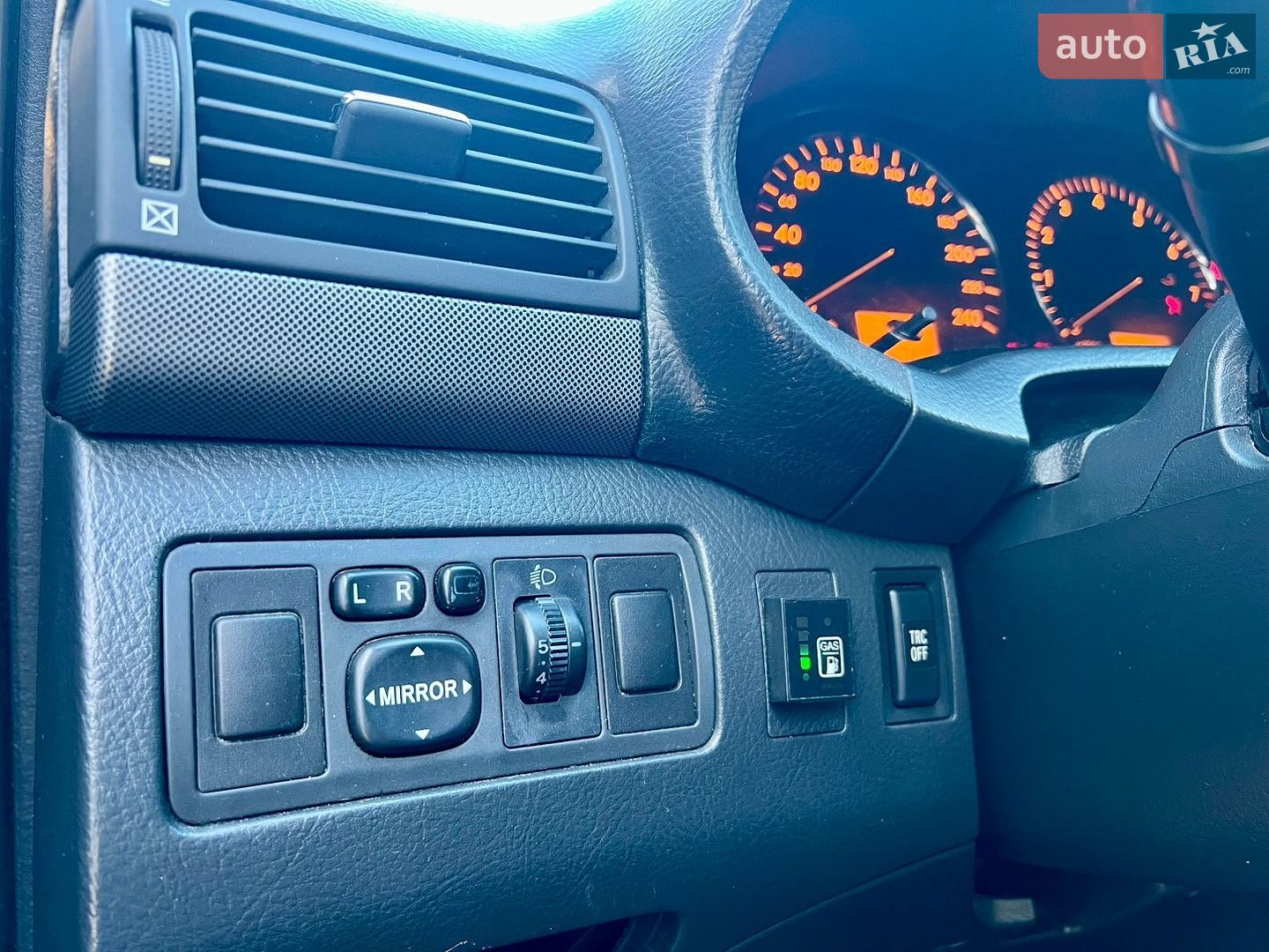 Toyota Avensis 2005 VIN SB1BR56L50E134202 фото оголошення 20 з 26