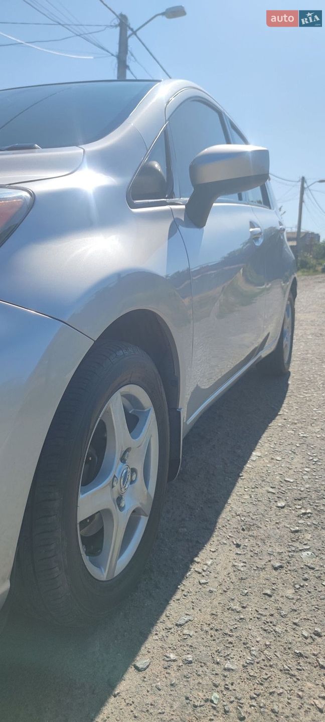 Nissan Versa Note 2017 VIN 3N1CE2CP6HL379784 фото оголошення 2 з 27