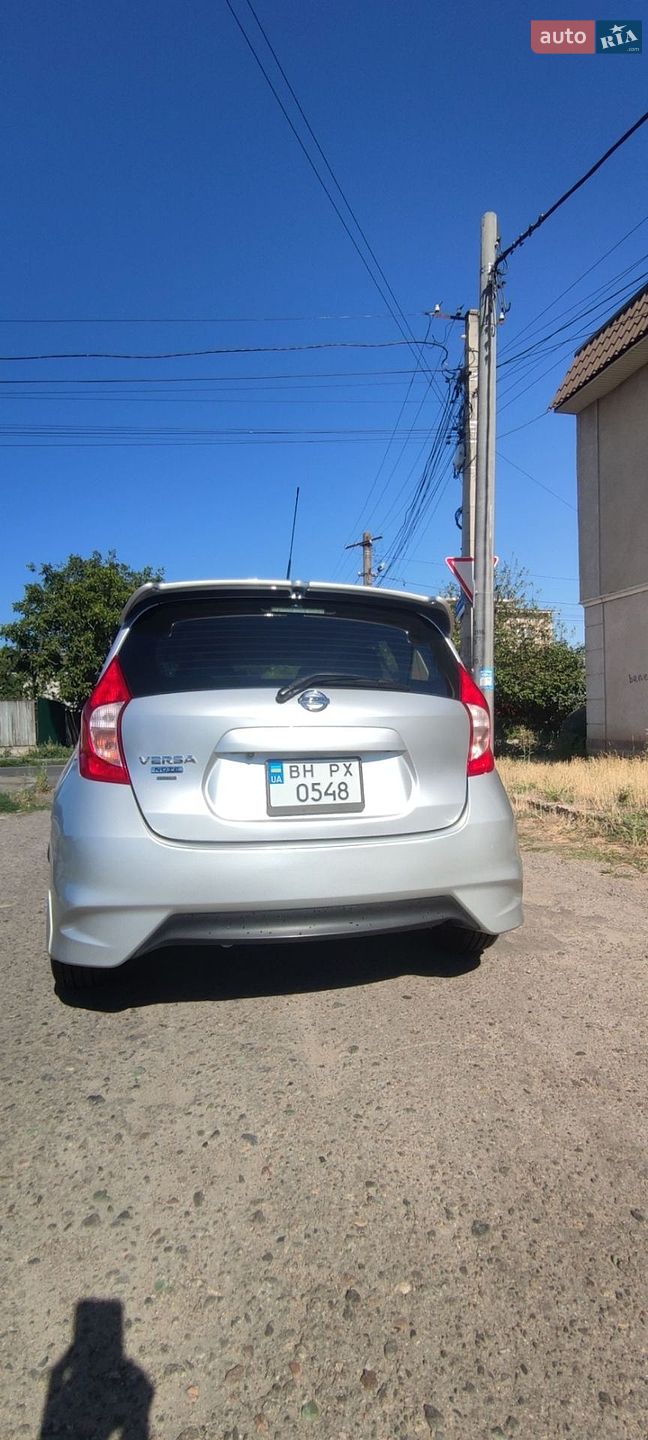 Nissan Versa Note 2017 VIN 3N1CE2CP6HL379784 фото оголошення 4 з 27