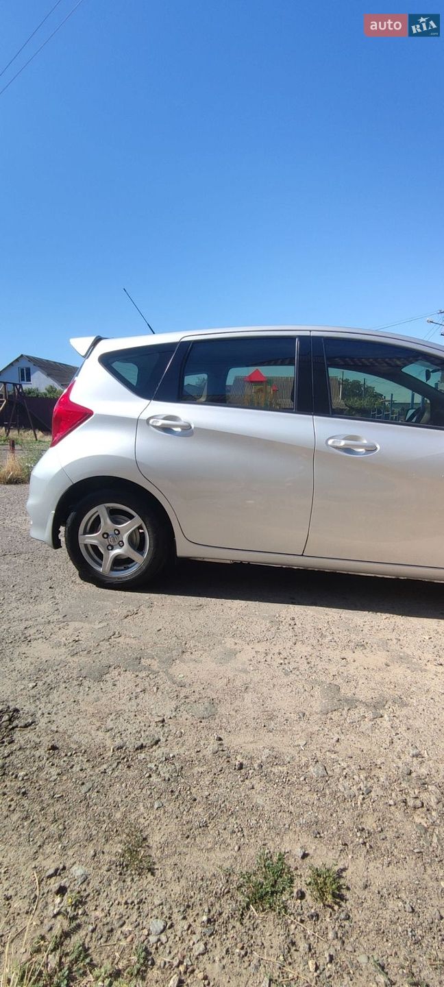 Nissan Versa Note 2017 VIN 3N1CE2CP6HL379784 фото оголошення 8 з 27