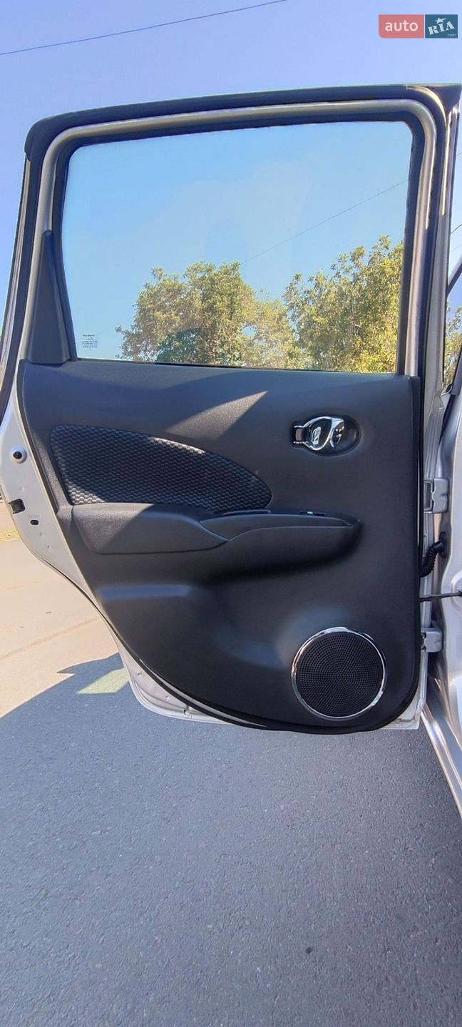 Nissan Versa Note 2017 VIN 3N1CE2CP6HL379784 фото оголошення 19 з 27