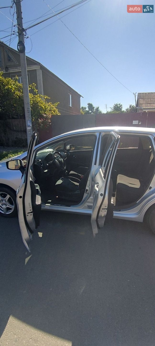 Nissan Versa Note 2017 VIN 3N1CE2CP6HL379784 фото оголошення 21 з 27