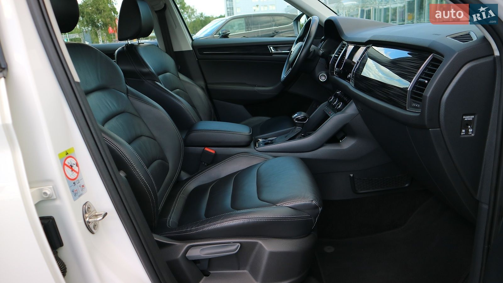 Skoda Kodiaq 2019 VIN TMBLJ6NS5KB400425 фото оголошення 6 з 30