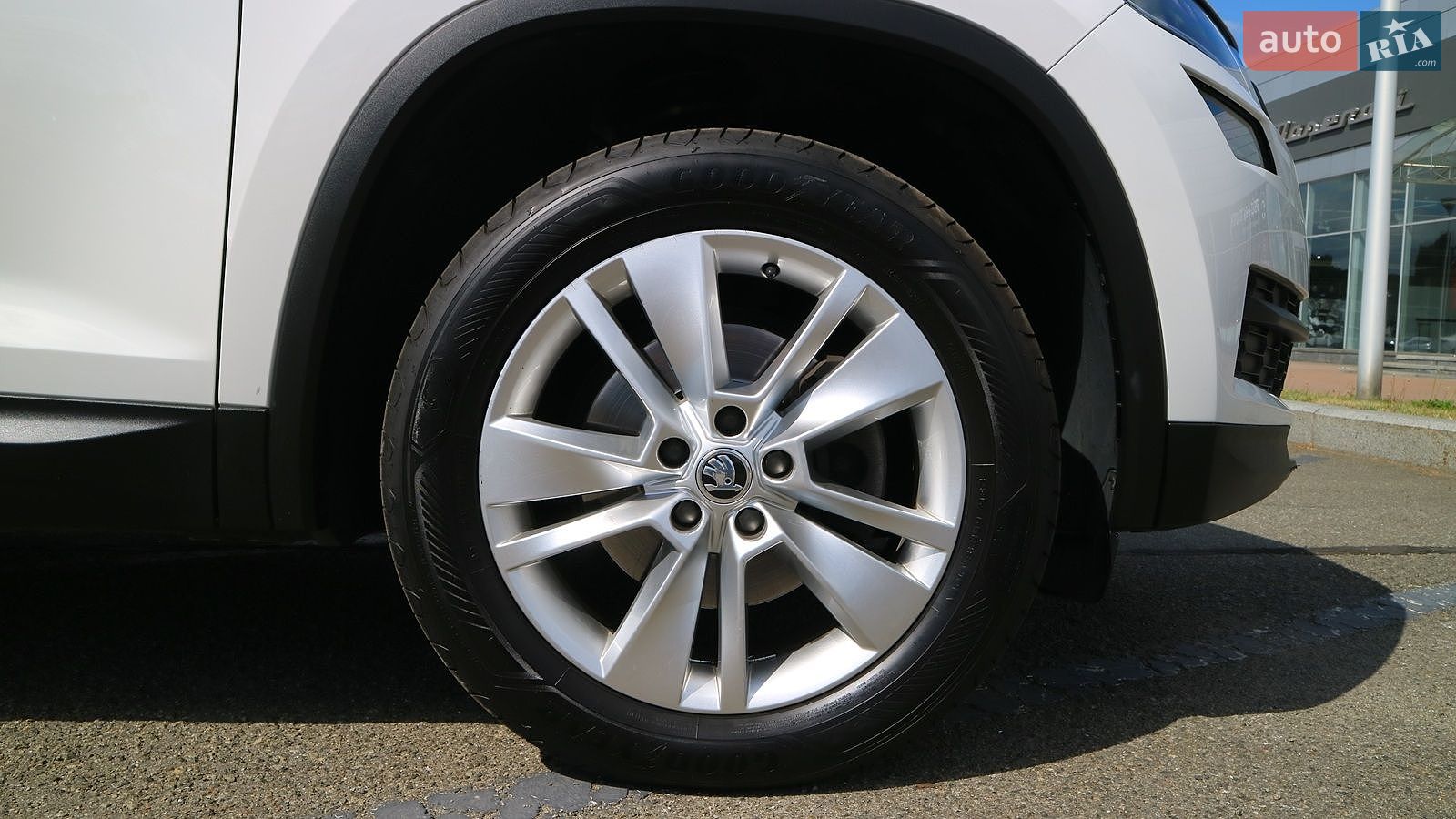 Skoda Kodiaq 2019 VIN TMBLJ6NS5KB400425 фото оголошення 11 з 30