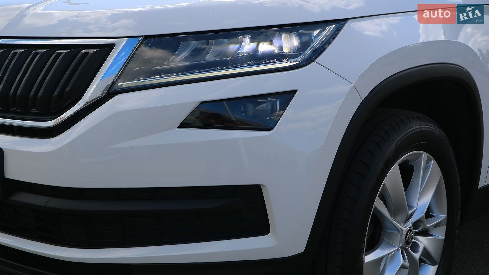 Skoda Kodiaq 2019 VIN TMBLJ6NS5KB400425 фото оголошення 28 з 30