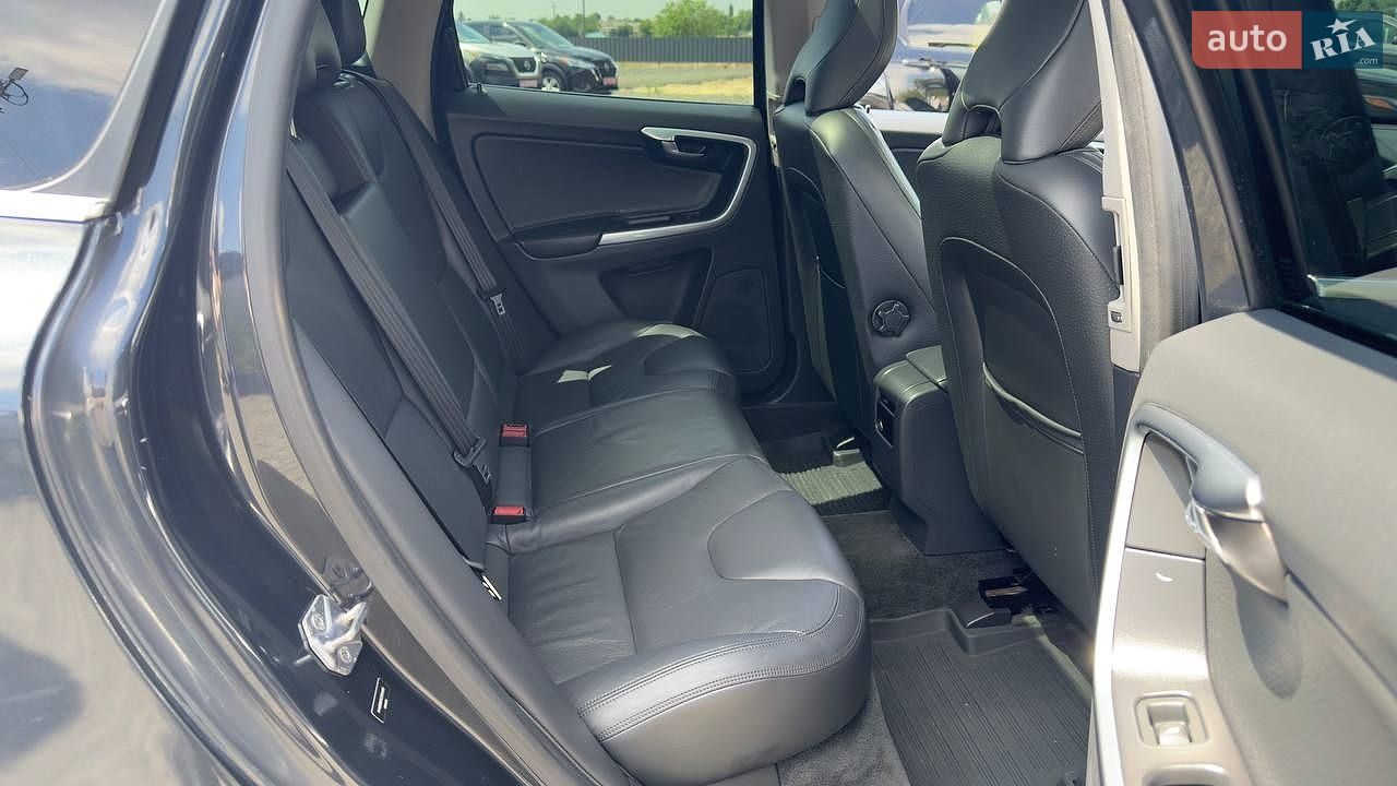 Volvo XC60 2013 VIN YV4902DZXE2554683 фото оголошення 11 з 24